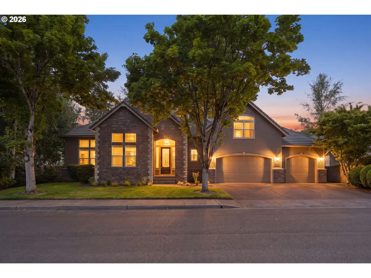 3333 Riverplace Dr, Eugene, OR 97401 - #1