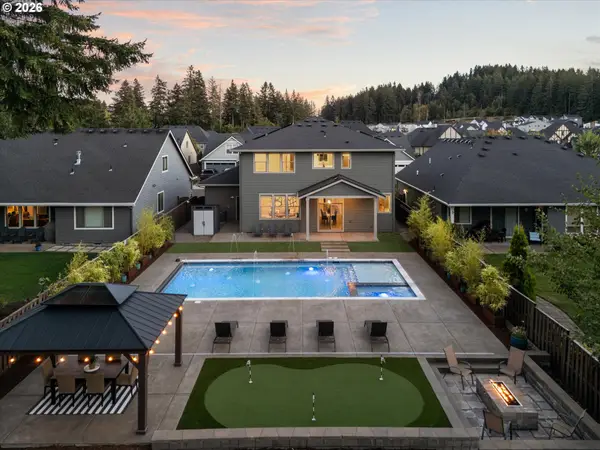 15459 SE Sacagawea St, HappyValley, OR 97086