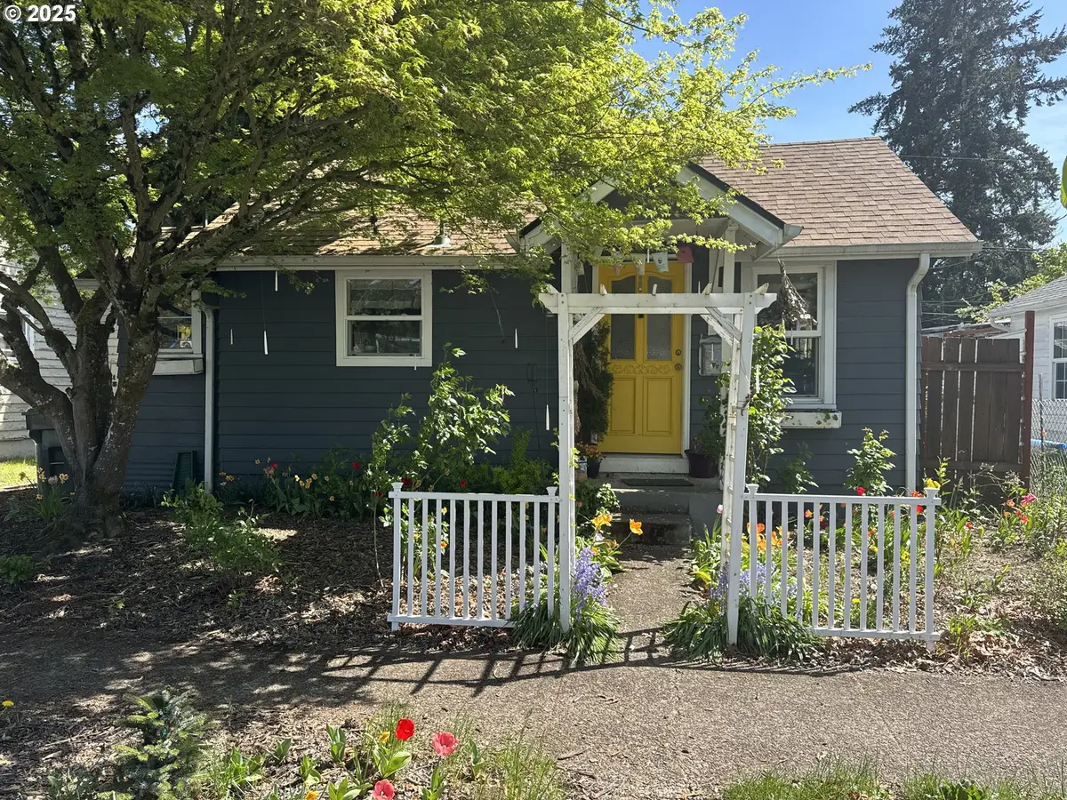 1018 7th St Nw, Salem, OR 97304 - Image #1