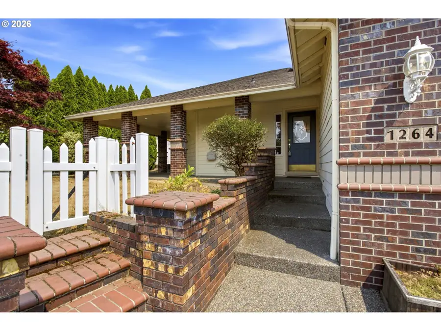 1264 SE Larch Way, Gresham, OR 97080 - #3