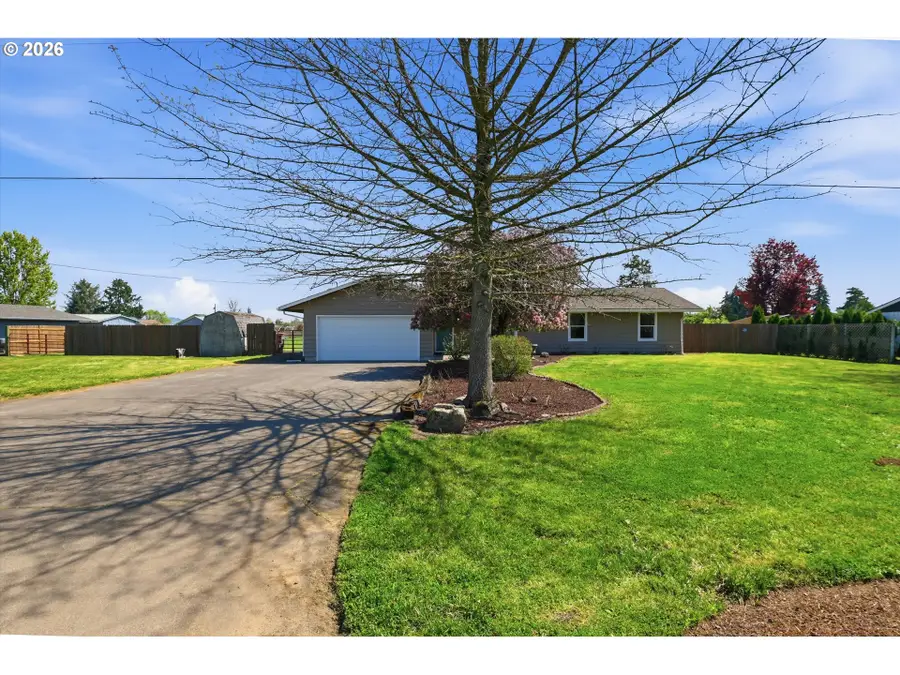 1270 NE Blossom Dr, McMinnville, OR 97128 - #2