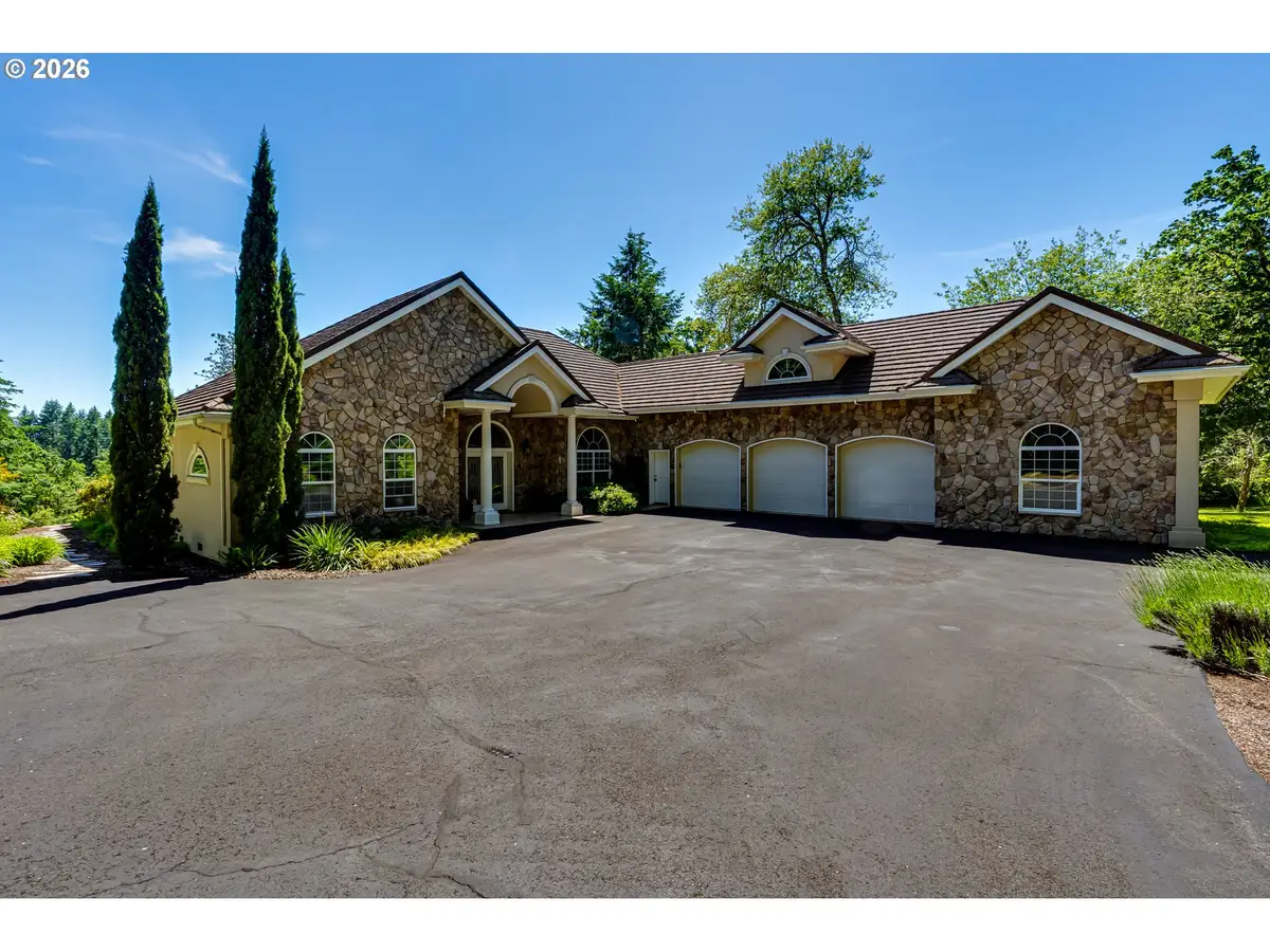 32825 Kestrel Ln, Eugene, OR 97405 - #1