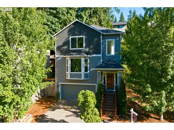 35914 Chinook St, Sandy, OR 97055