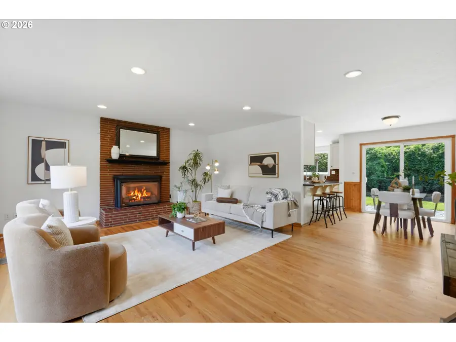 1318 Oak St, Lake Oswego, OR 97034 - #3