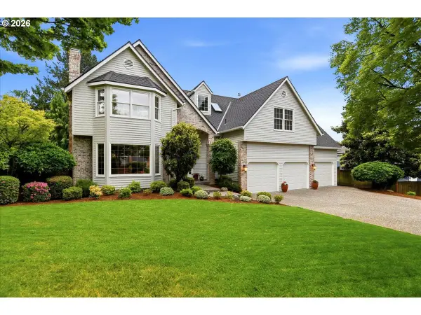 14590 SW Peachtree Dr, Portland, OR 97224