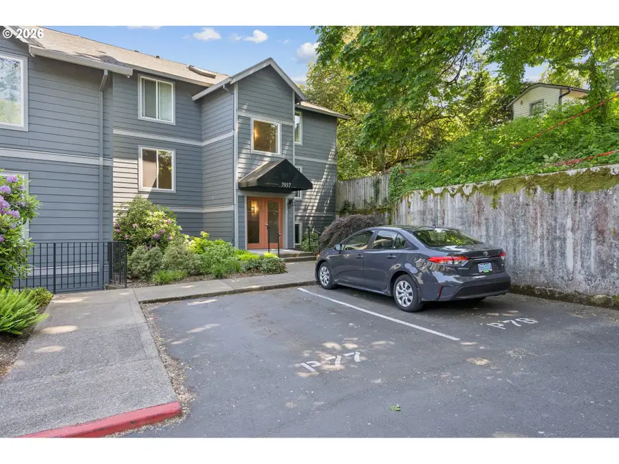7937 SW 40th Ave #I, Portland, OR 97219 - #2