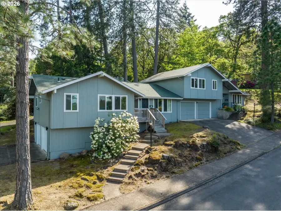 202/204 E 36th Ave, Eugene, OR 97405 - #2
