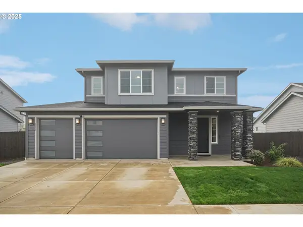 1927 SE 27th St, BattleGround, WA 98604