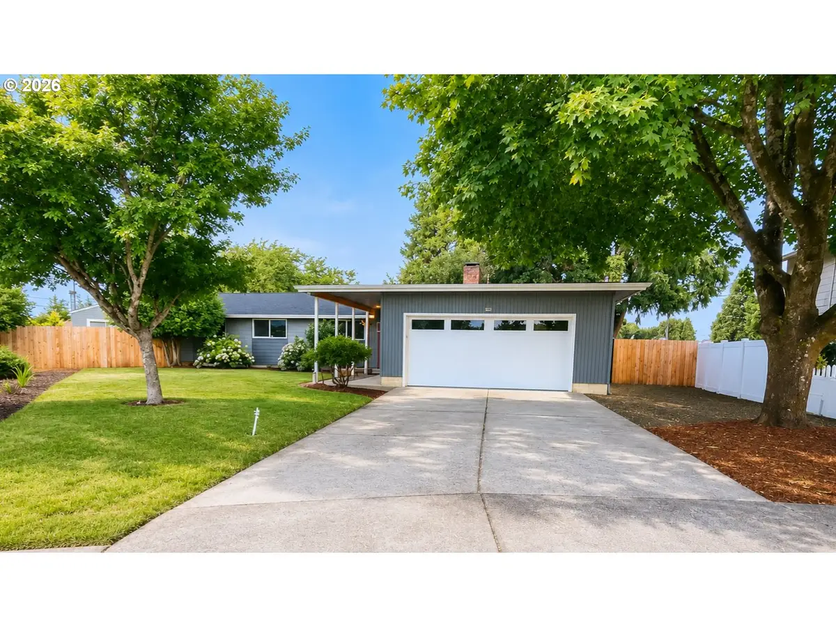 1100 Quince Dr, Junction City, OR 97448 - #1