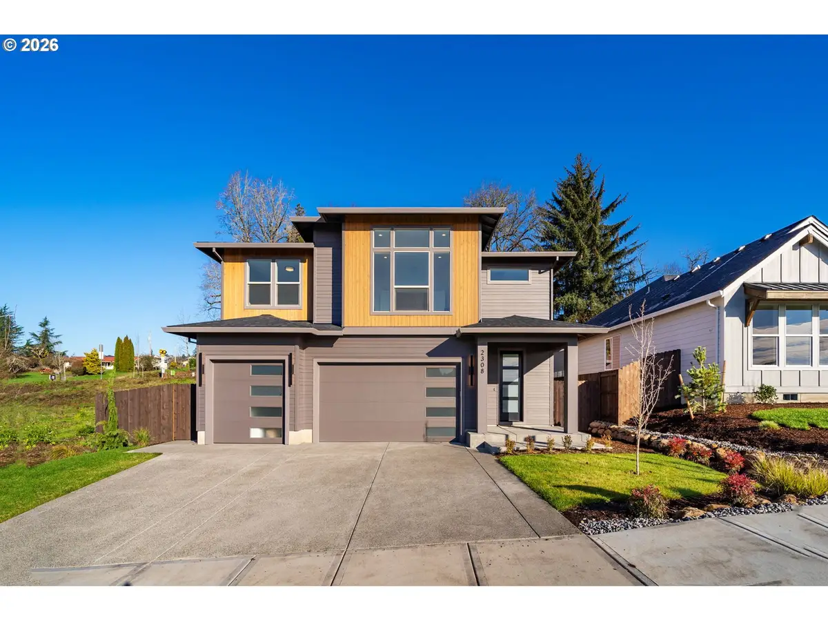 2308 E Dalmatian Dr, La Center, WA 98629 - #1