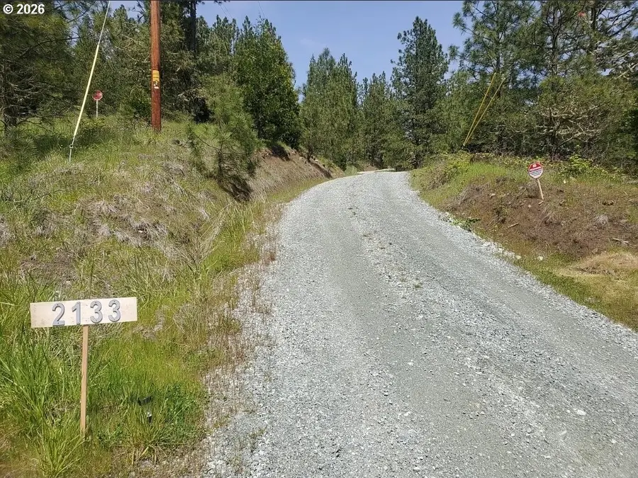 2133 Spring Brook Rd, Myrtle Creek Riddle, OR 97457 - #2