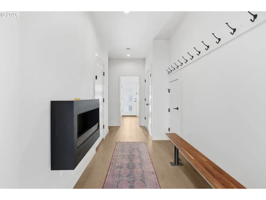 147 Shelton Mcmurphey Blvd, Eugene, OR 97401 - Image #2