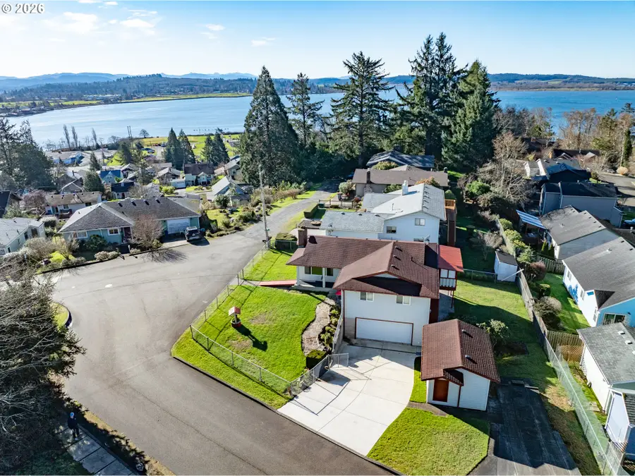 395 Cumberland St, Astoria, OR 97103 - #2
