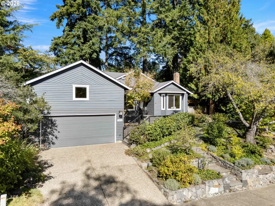 5834 SW 59th Ct, Portland, OR 97221 - #2