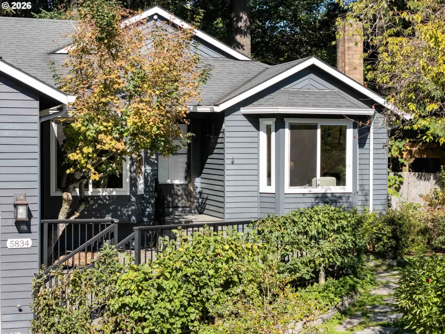 5834 SW 59th Ct, Portland, OR 97221 - #3