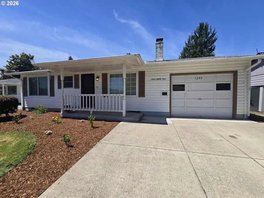 1289 Astor Way, Woodburn, OR 97071 - #3