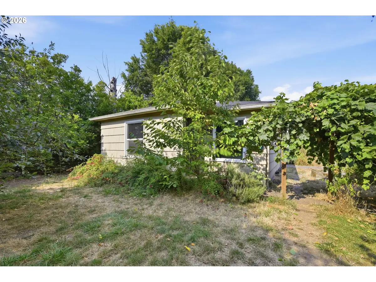 1230 Waite St, Eugene, OR 97402 - #1