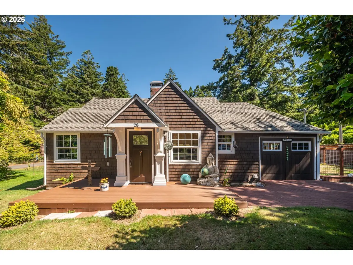 28 Hamlet St, Port Orford, OR 97465 - #1