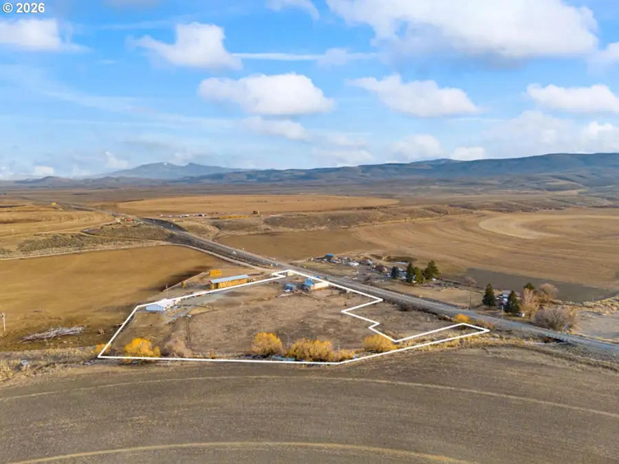 6154 John Day Hwy, Ironside, OR 97908 - #3