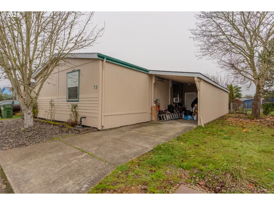 301 E Columbia Dr #73, Newberg, OR 97132 - Image #2