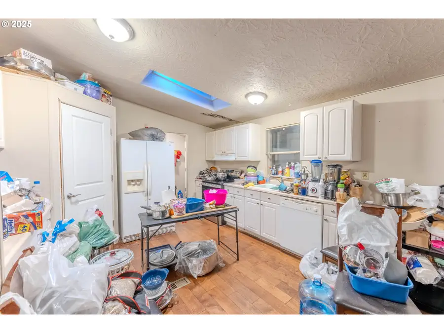 301 E Columbia Dr #73, Newberg, OR 97132 - Image #3