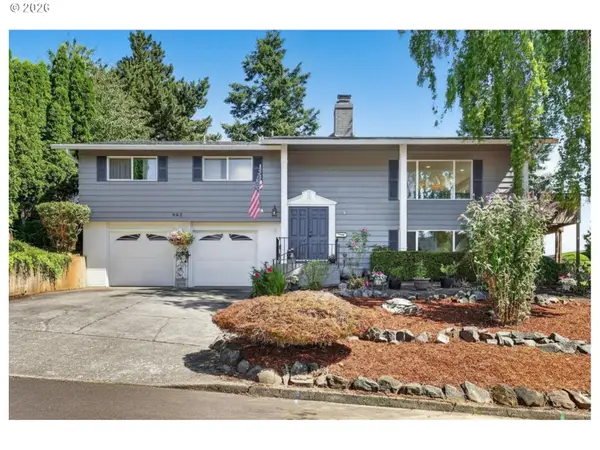 985 NW 3rd St, Gresham, OR 97030