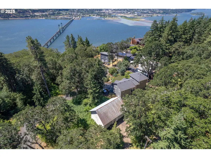 102 SW Garfield Ave, White Salmon, WA 98672 - #2