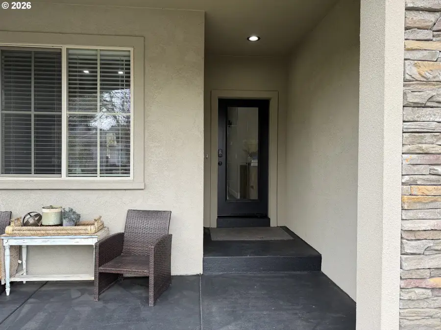 2183 Ashbury Dr, Eugene, OR 97408 - #3