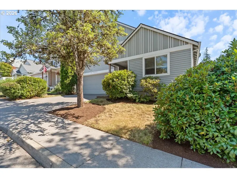 38926 Haskins St, Sandy, OR 97055 - #2