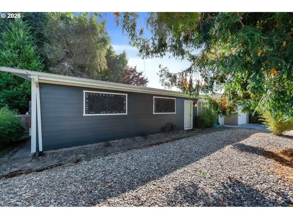 2730 33rd St, CoosBay, OR 97420