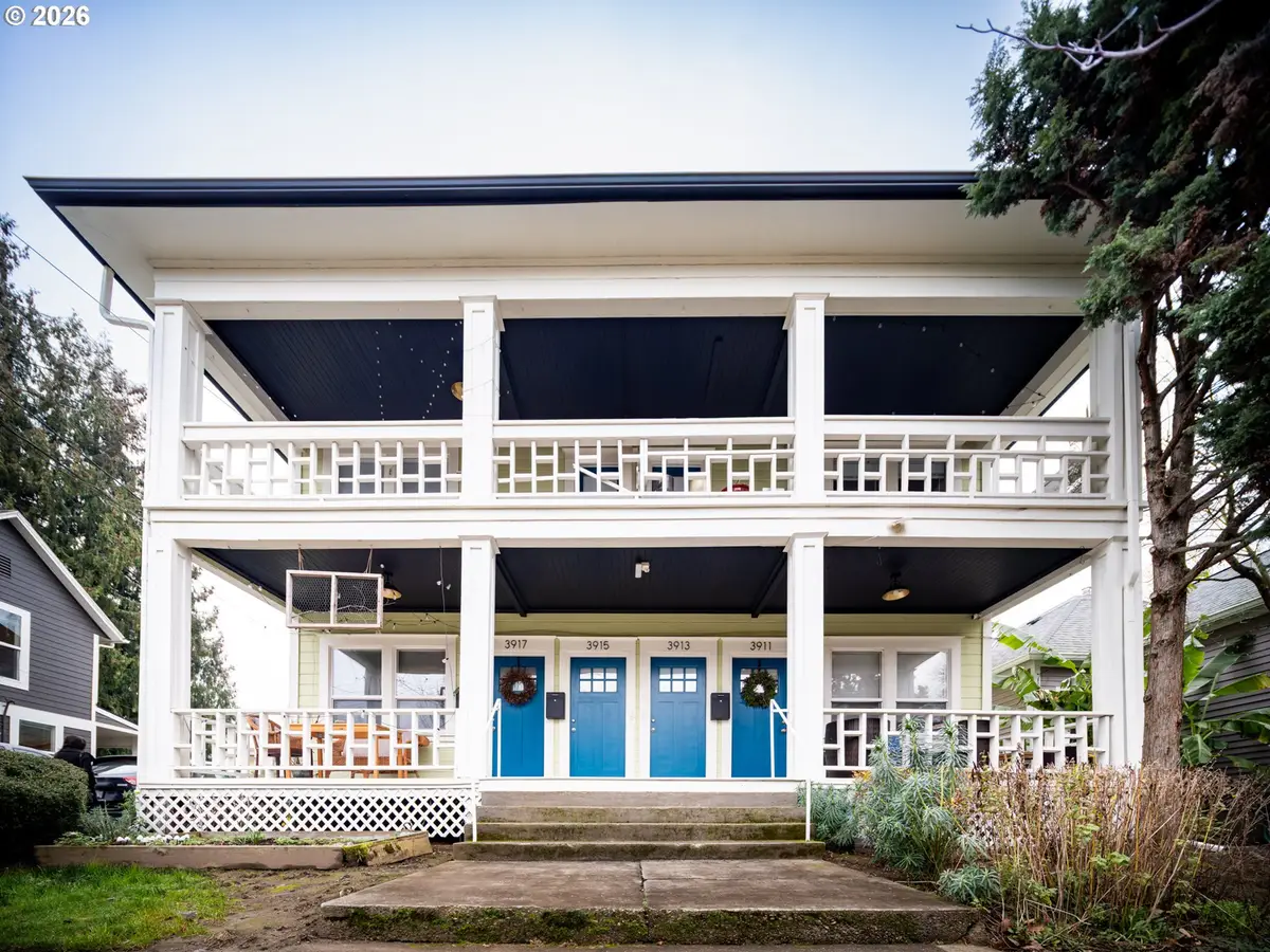 3911 SE 28th Pl, Portland, OR 97202 - Image #1