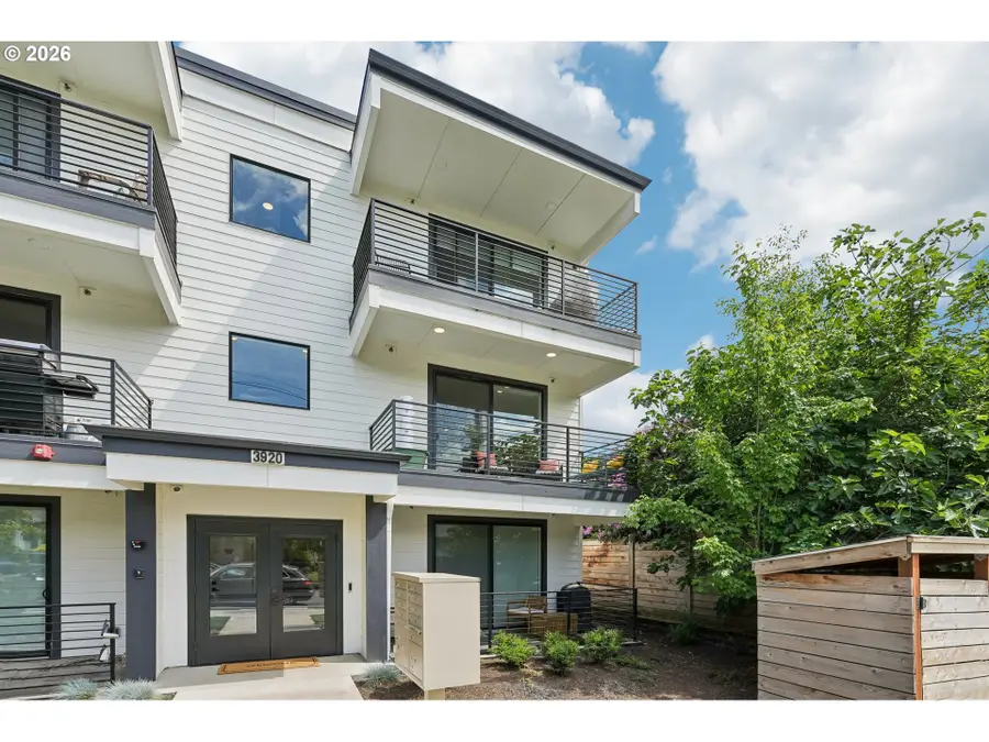 3920 N Montana Ave #202, Portland, OR 97227 - #2
