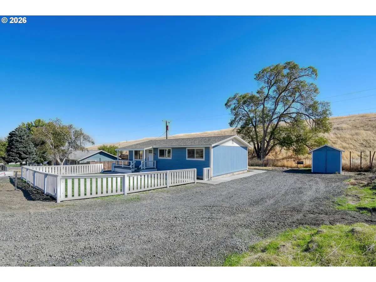 70959 SW Douglas Dr, Pendleton, OR 97801 - #1