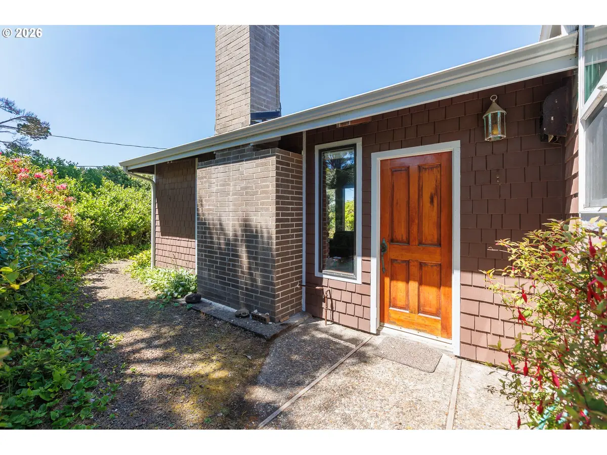 330 El Rotundo Ave, Lincoln Beach, OR 97367 - #1