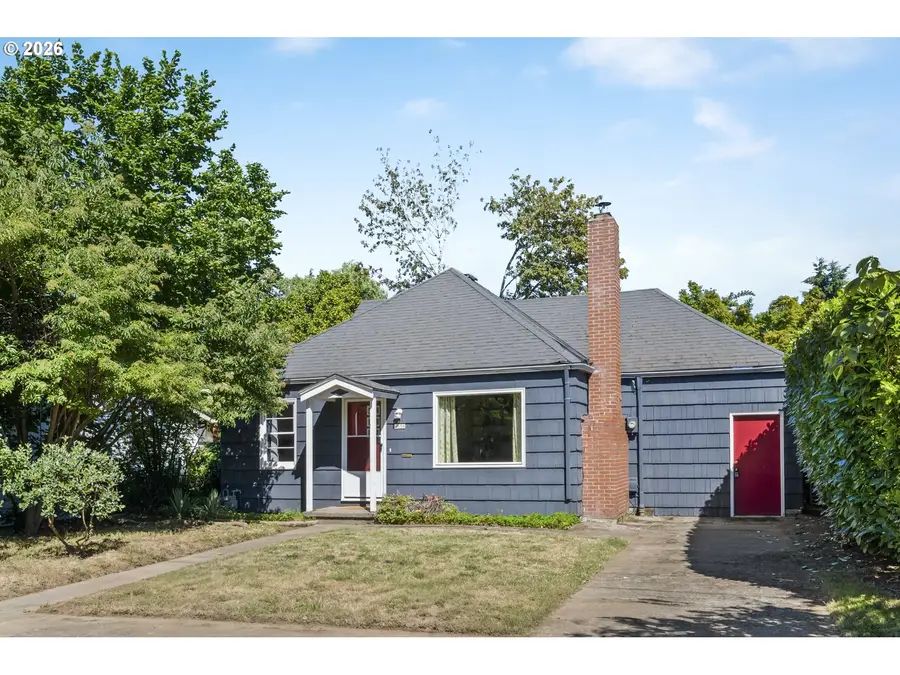 9556 N Tioga Ave, Portland, OR 97203 - #2