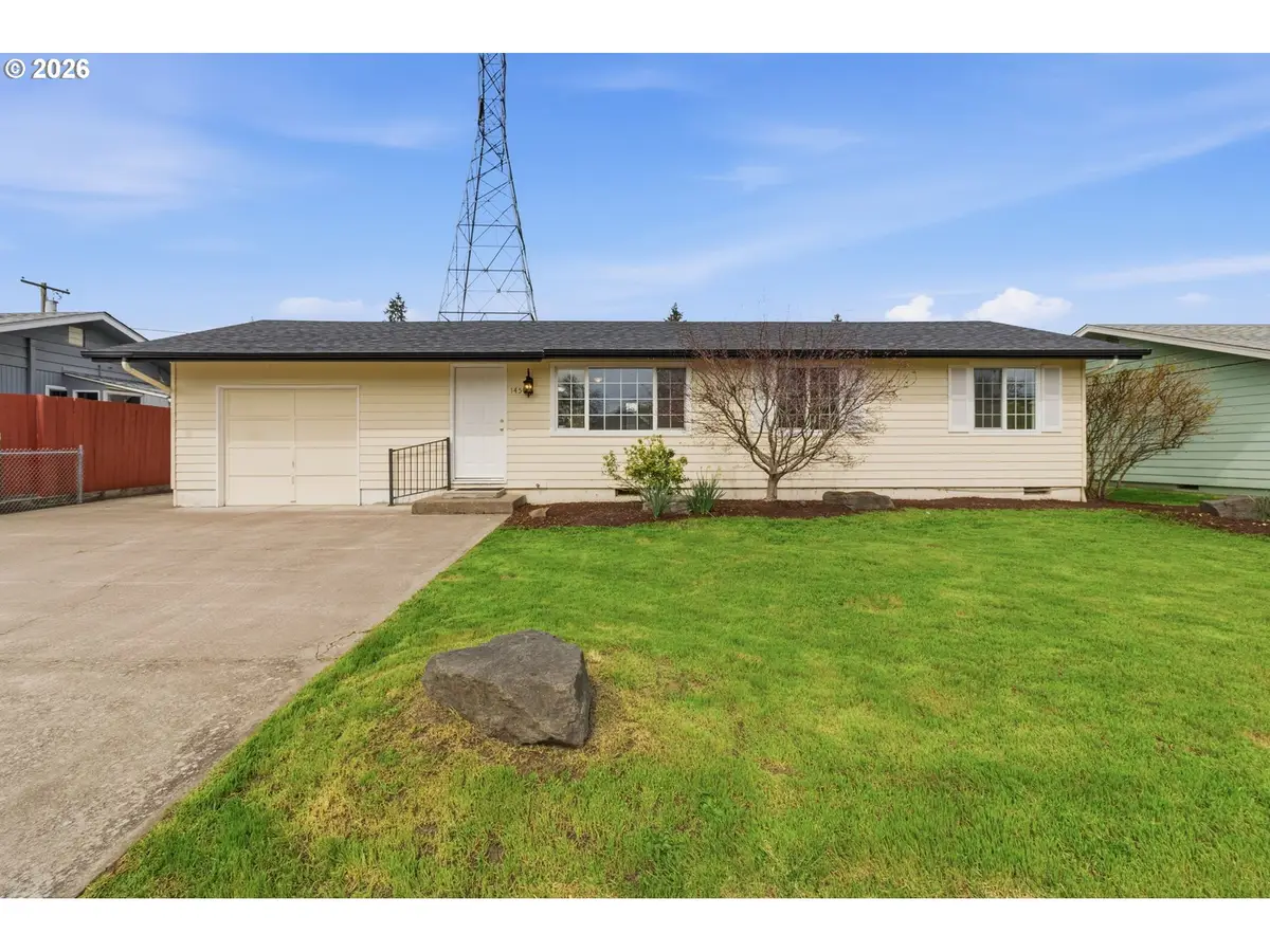 1450 W Quinalt St, Springfield, OR 97477 - #1
