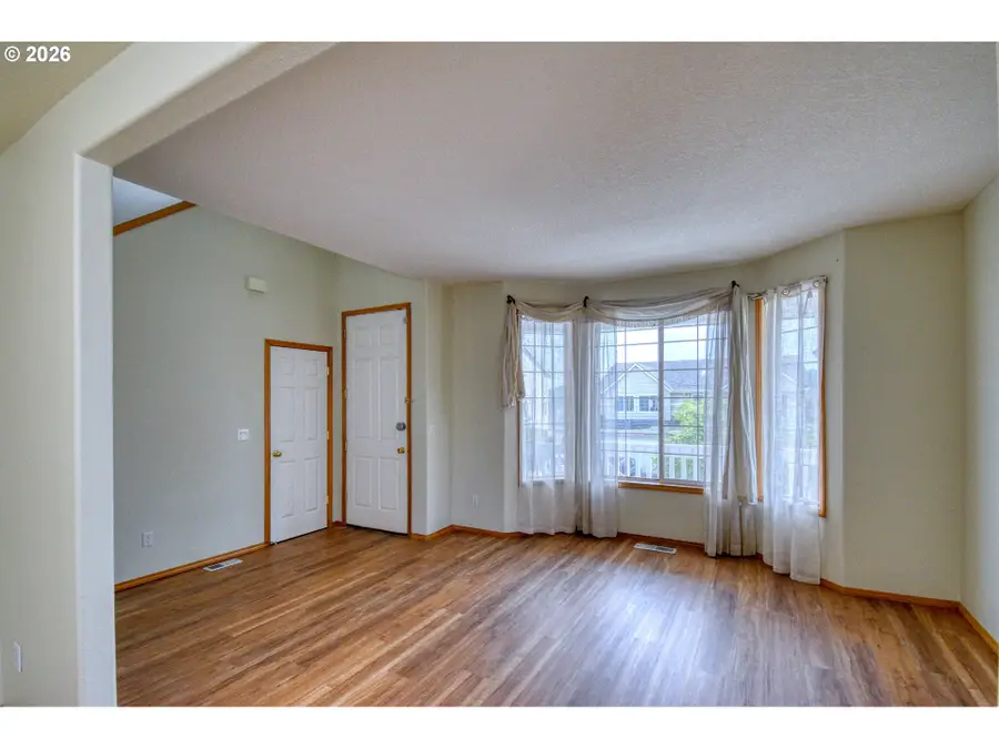 15315 SE Ogden Dr, Portland, OR 97236 - #3