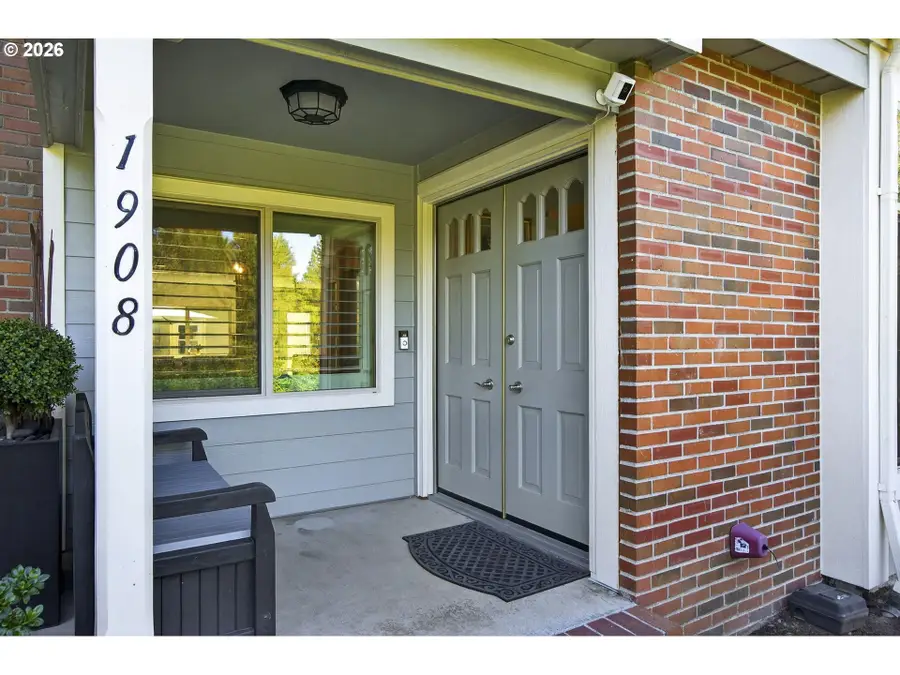 1908 Bonniebrae Dr, Lake Oswego, OR 97034 - #3