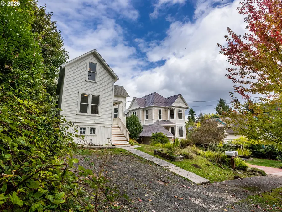 3724 Grand Ave, Astoria, OR 97103 - #2