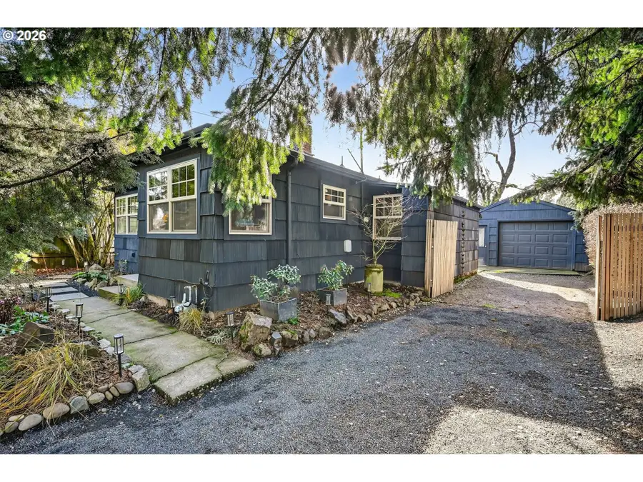 7814 N Willamette Blvd, Portland, OR 97203 - Image #2