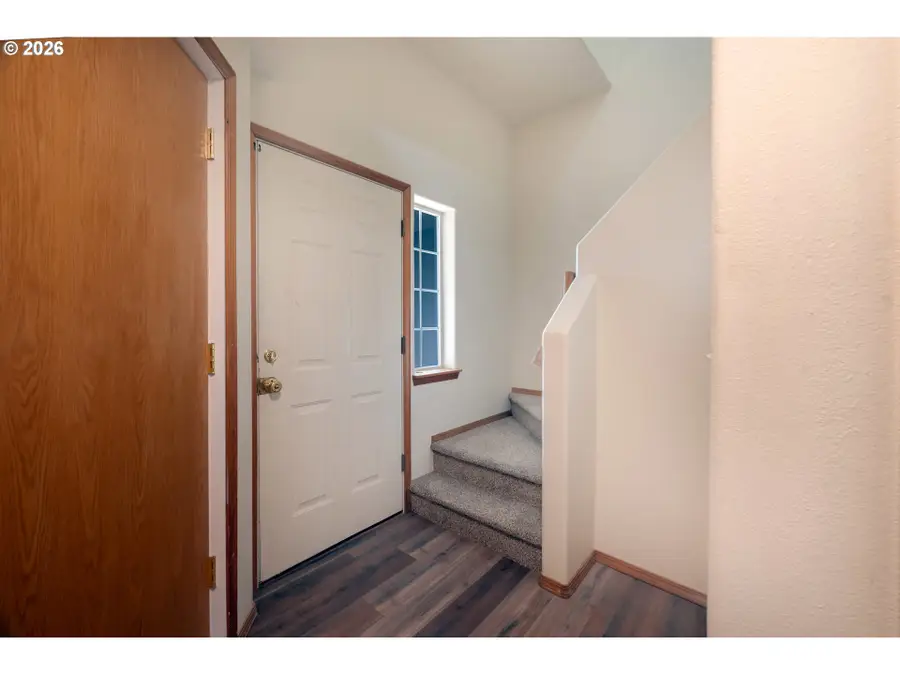 2067 SW Fellows St, McMinnville, OR 97128 - Image #3