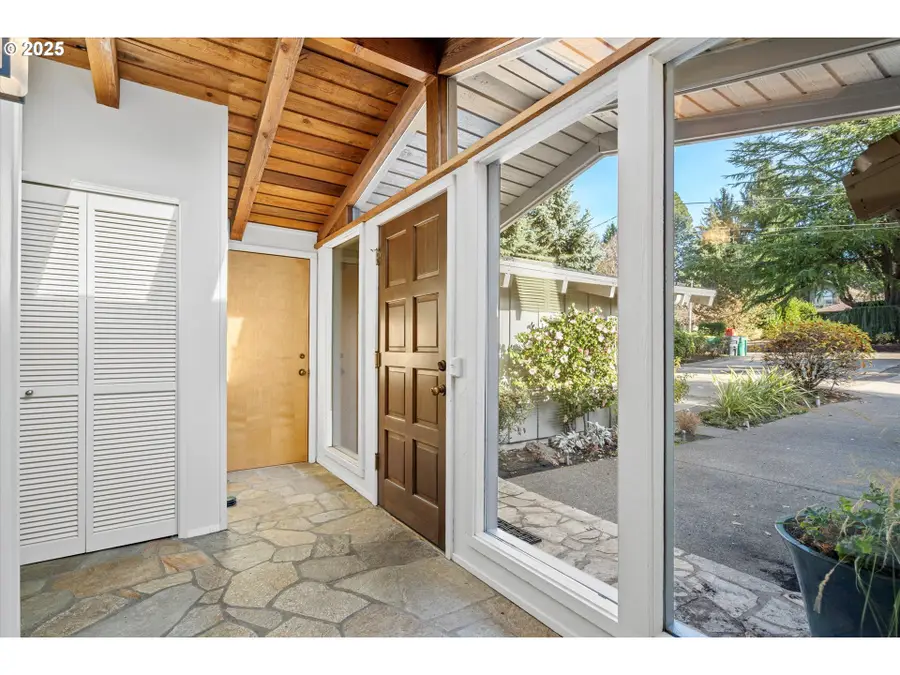 5455 SW 87th Ave, Portland, OR 97225 - Image #2