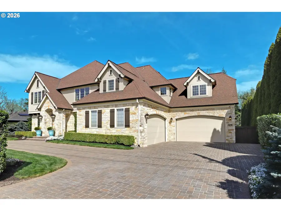 2216 NW Ramsey Dr, Portland, OR 97229 - #2