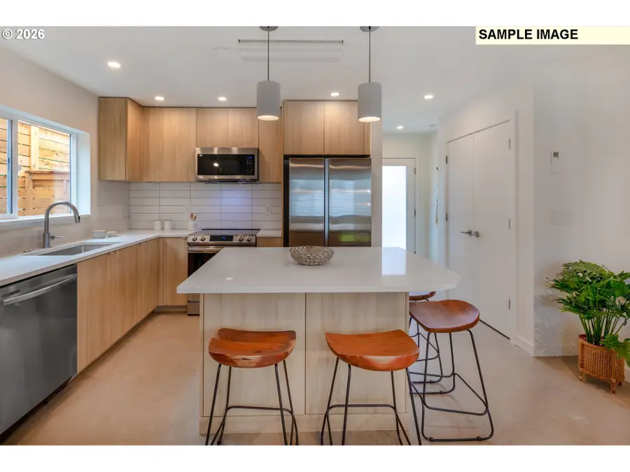 2536 SW Custer St, Portland, OR 97219 - #3