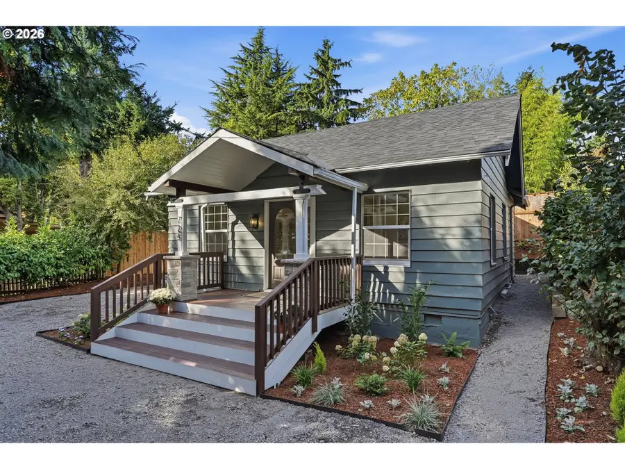 725 SW Taylors Ferry Rd, Portland, OR 97219 - #3