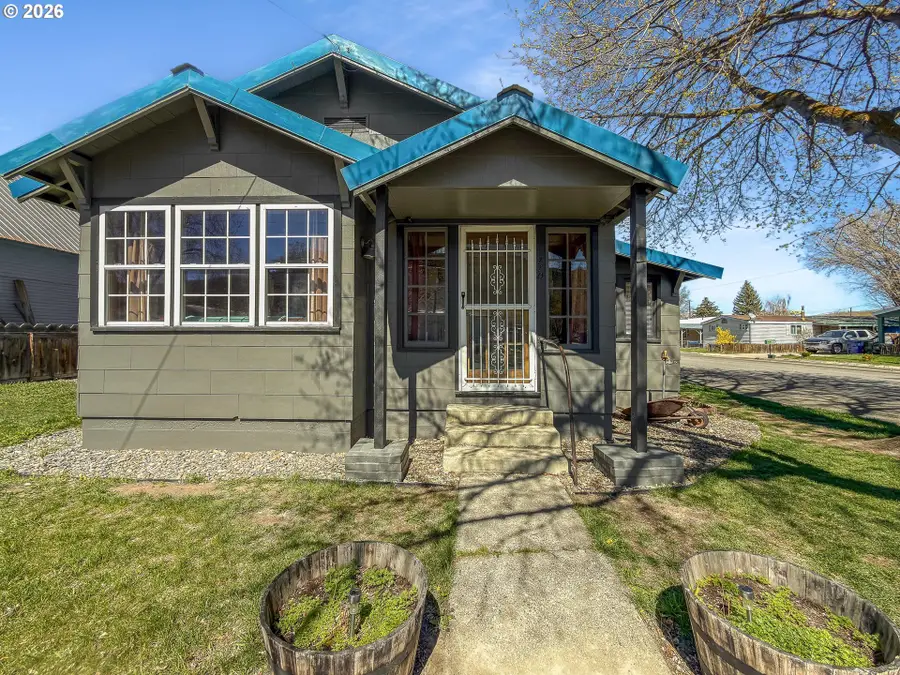 710 Valley Ave, Baker City, OR 97814 - #3
