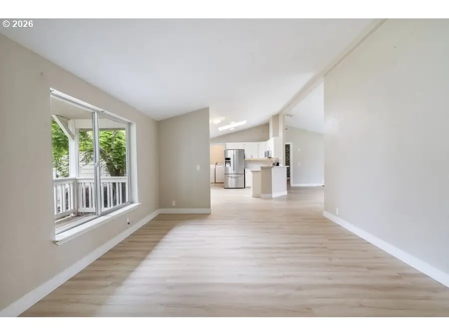 577 SE Dance Dr, Estacada, OR 97023 - #2