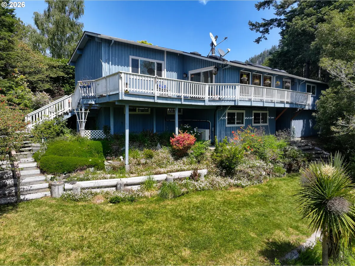 29670 Park Ter, Gold Beach, OR 97444 - #1