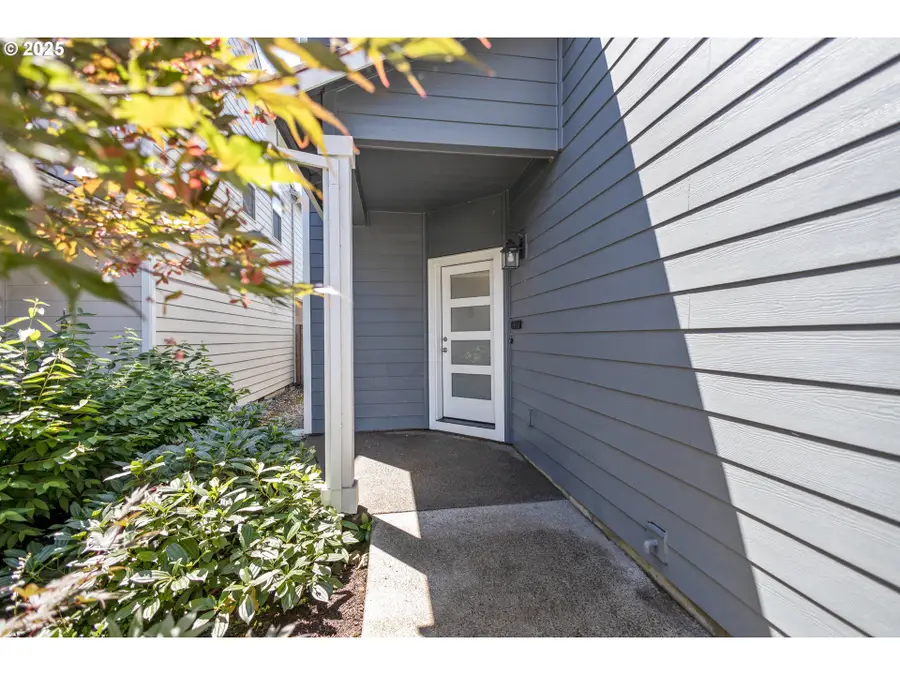 18600 SW Bluebird Ln, Beaverton, OR 97003 - #3