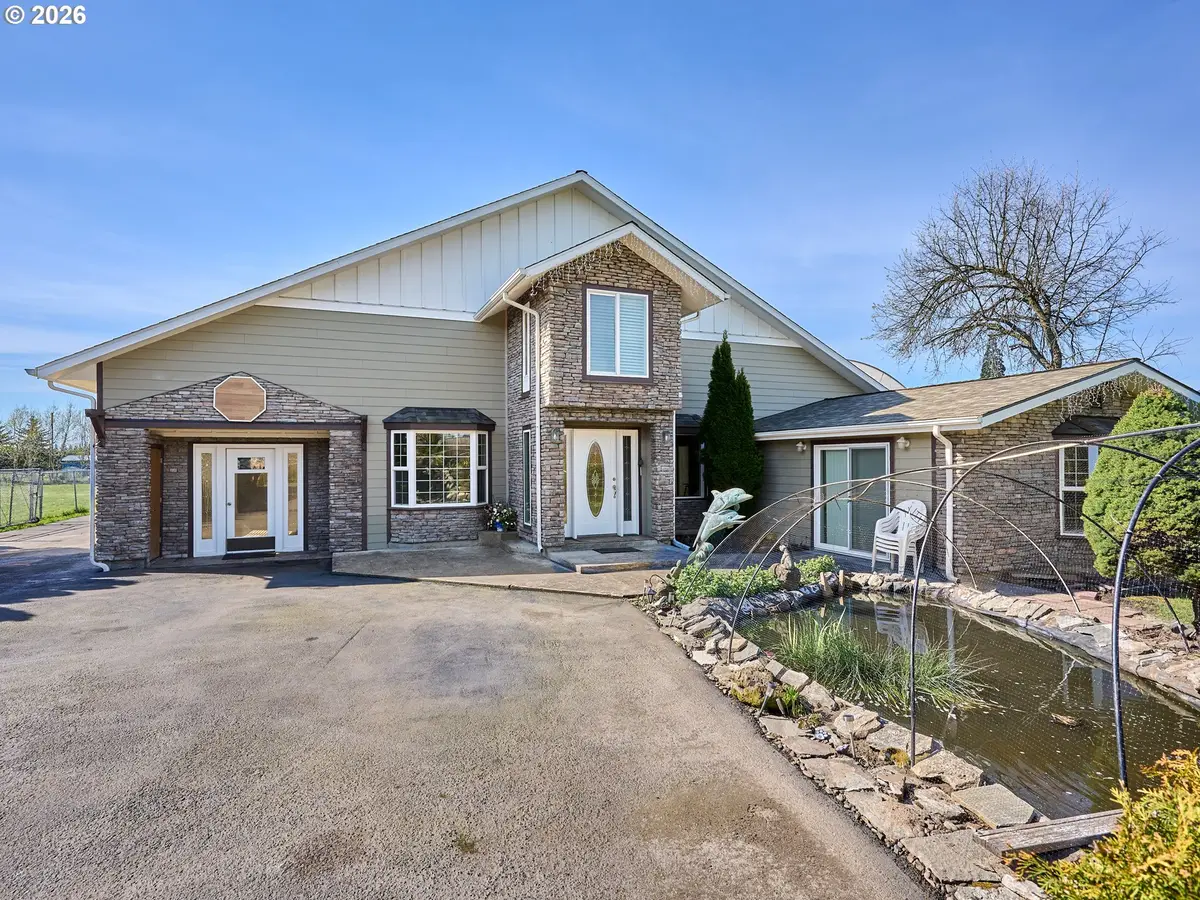 1640 E Lincoln Rd, Woodburn, OR 97071 - #1